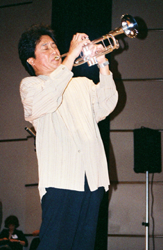 Tiger Okoshi [Photo by Tom Ineck]